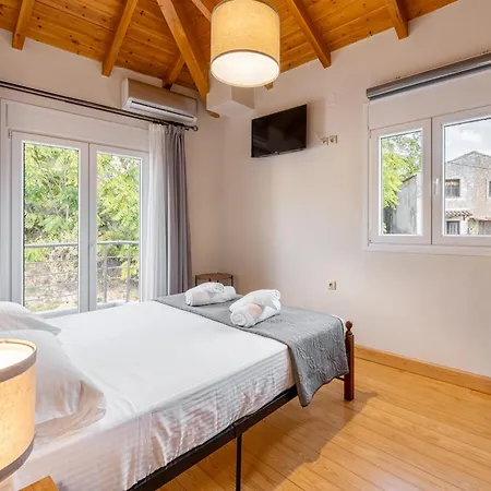 Village Duo Retreat