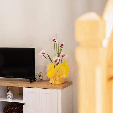 Village Duo Retreat * Antipernoi